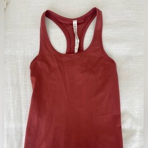 Lululemon swiftly tank size 4 soft cranberry